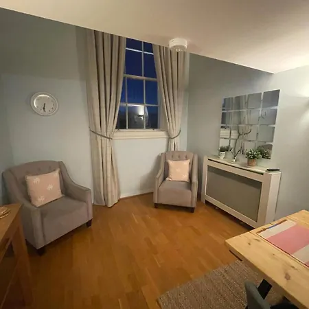 Apartment County House Minster View Free Parking New