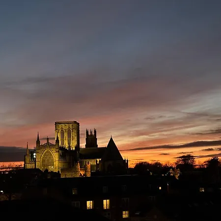 County House Minster View Free Parking New Apartment *