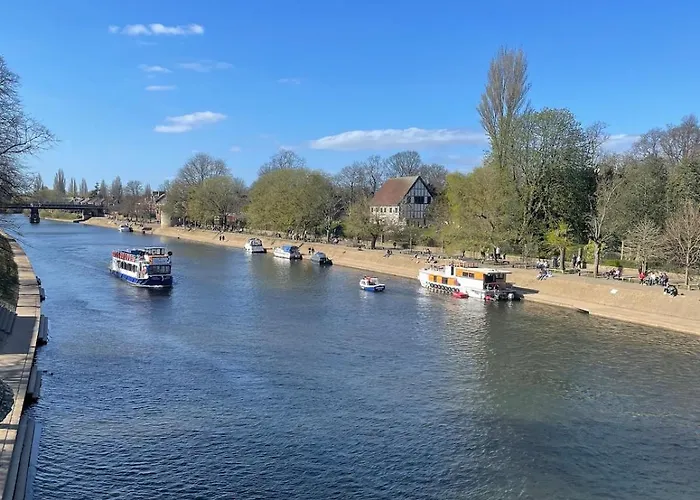 公寓 County House Minster View Free Parking New *