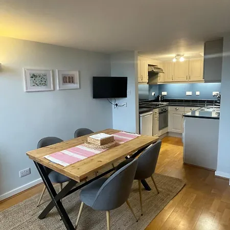 דירה County House Minster View Free Parking New *